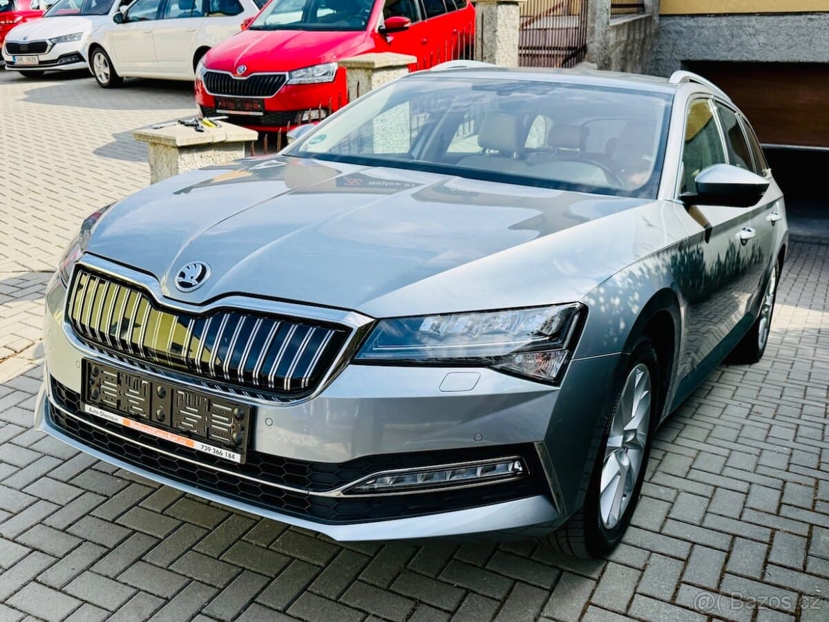 ŠKODA SUPERB 3 1,4TSi iV STYLE DSG ACC DCC HYBRID,98.000km