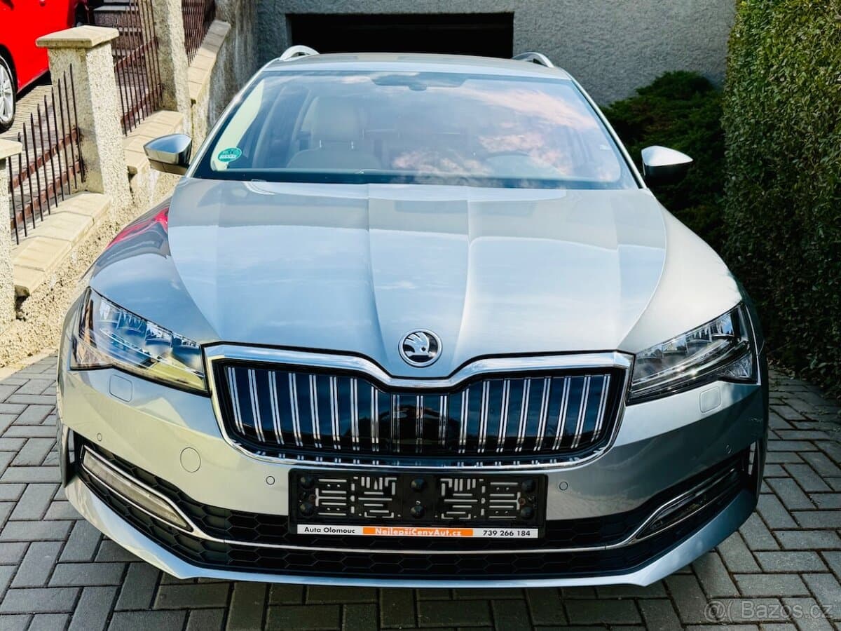 ŠKODA SUPERB 3 1,4TSi iV STYLE DSG ACC DCC HYBRID,98.000km