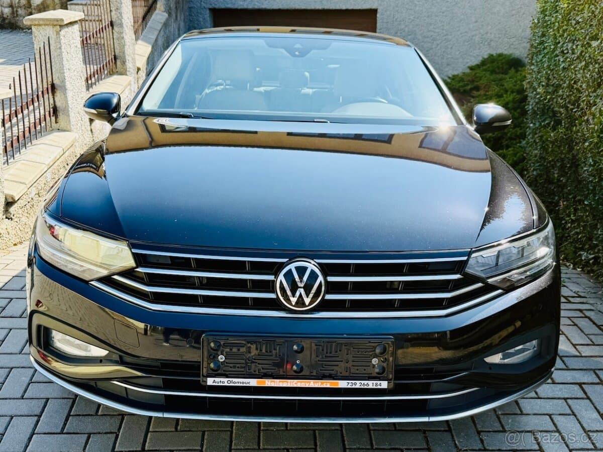 VW PASSAT 2,0TDi 147kW ELEGANCE DSG ACC LED MASÁŽ ČR 2022