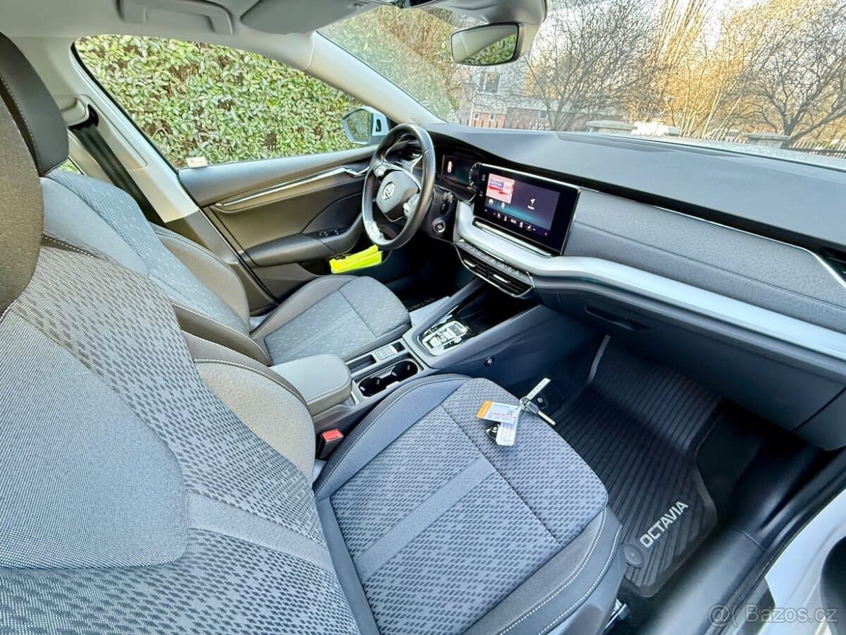 ŠKODA OCTAVIA IV 1,5TSi G-TEC 96kW STYLE DSG Koup.ČR,2022 -