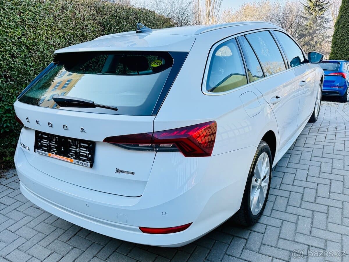 ŠKODA OCTAVIA IV 1,5TSi G-TEC 96kW STYLE DSG Koup.ČR,2022 -