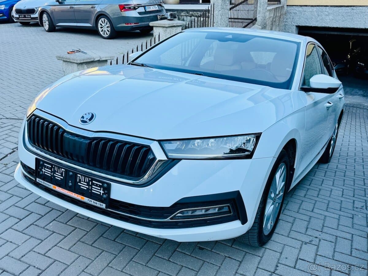 ŠKODA OCTAVIA IV 2,0TDi 85kW STYLE VYHŘ.OKNO,TAŽNÉ,ČR