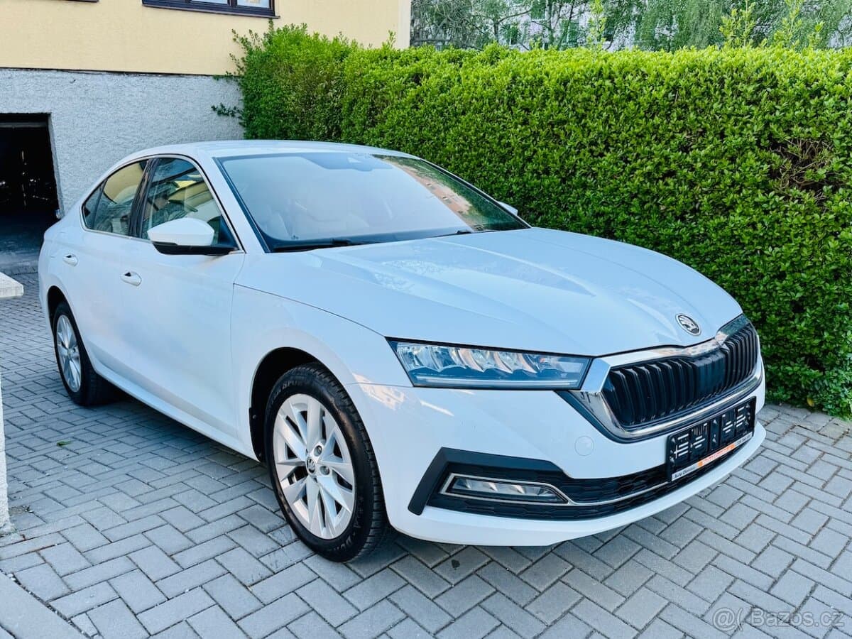 ŠKODA OCTAVIA IV 2,0TDi 85kW STYLE VYHŘ.OKNO,TAŽNÉ,ČR
