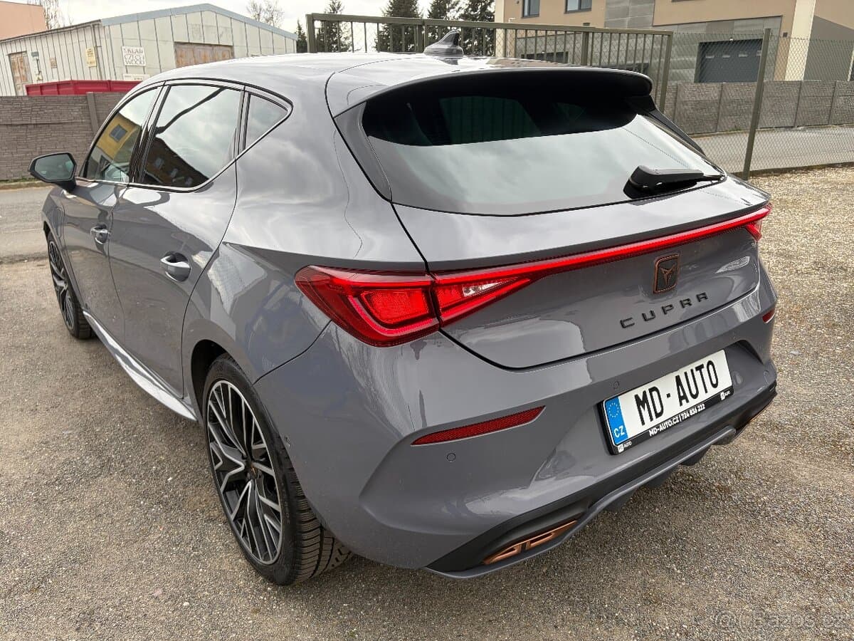 SEAT CUPRA LEON 1.4TSI E-HYBRID 180KW DSG 2021 ČR TOP DPH