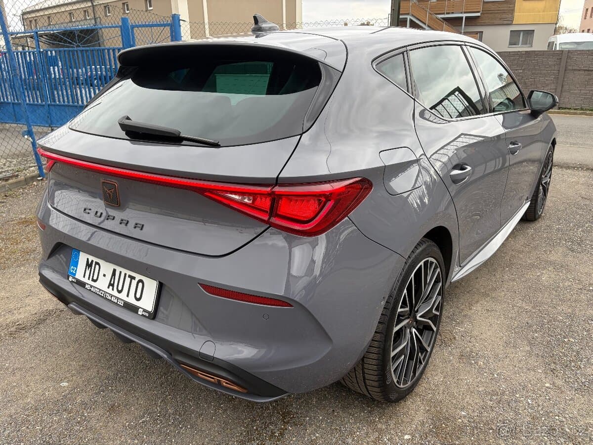 SEAT CUPRA LEON 1.4TSI E-HYBRID 180KW DSG 2021 ČR TOP DPH