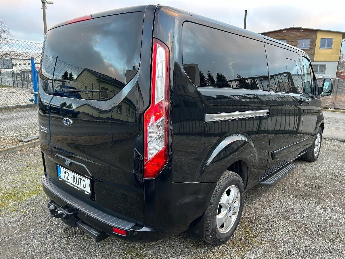 FORD TOURNEO CUSTOM 2.0TDCi 125KW TITANIUM 8 MÍST DPH