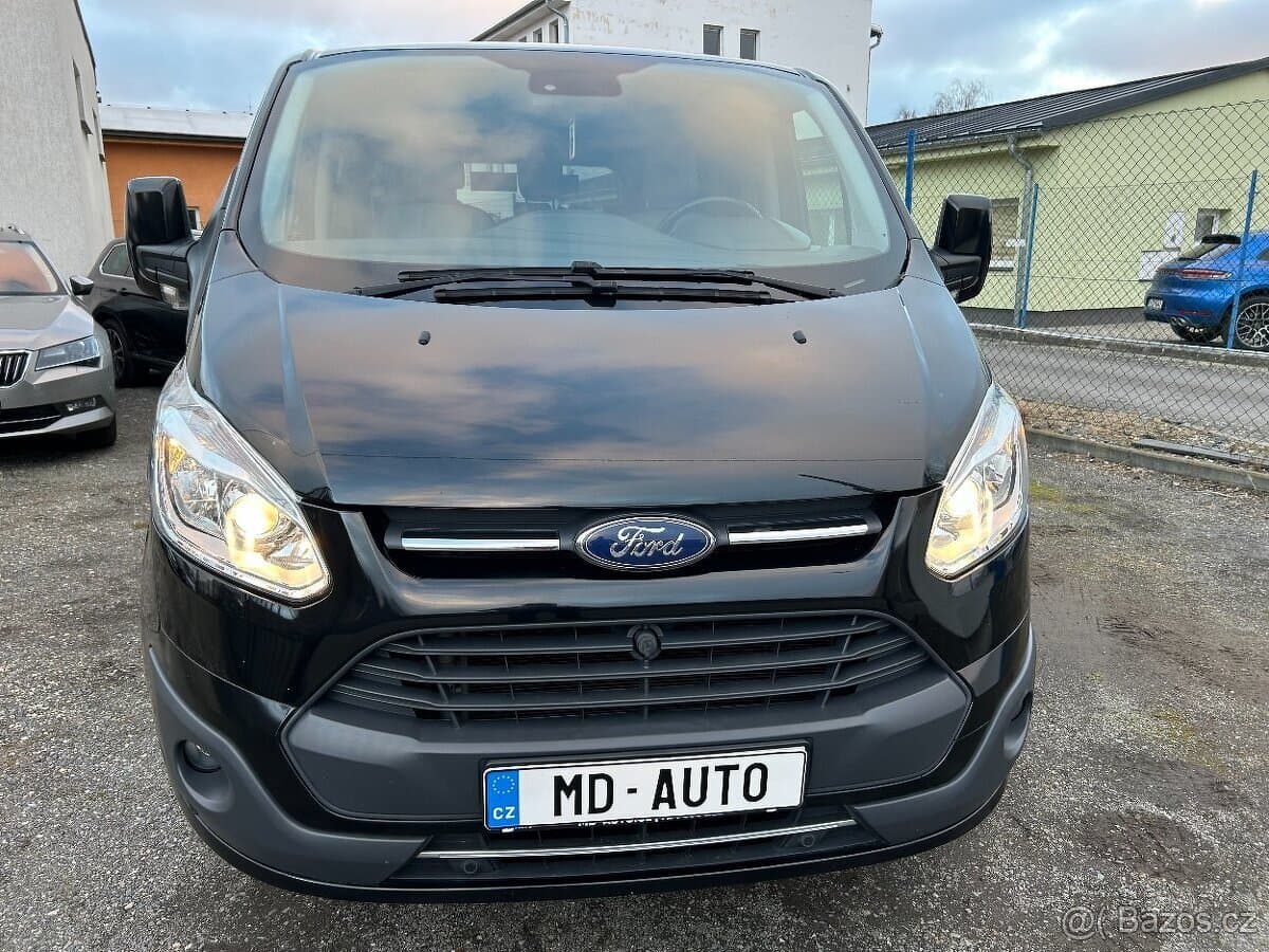 FORD TOURNEO CUSTOM 2.0TDCi 125KW TITANIUM 8 MÍST DPH