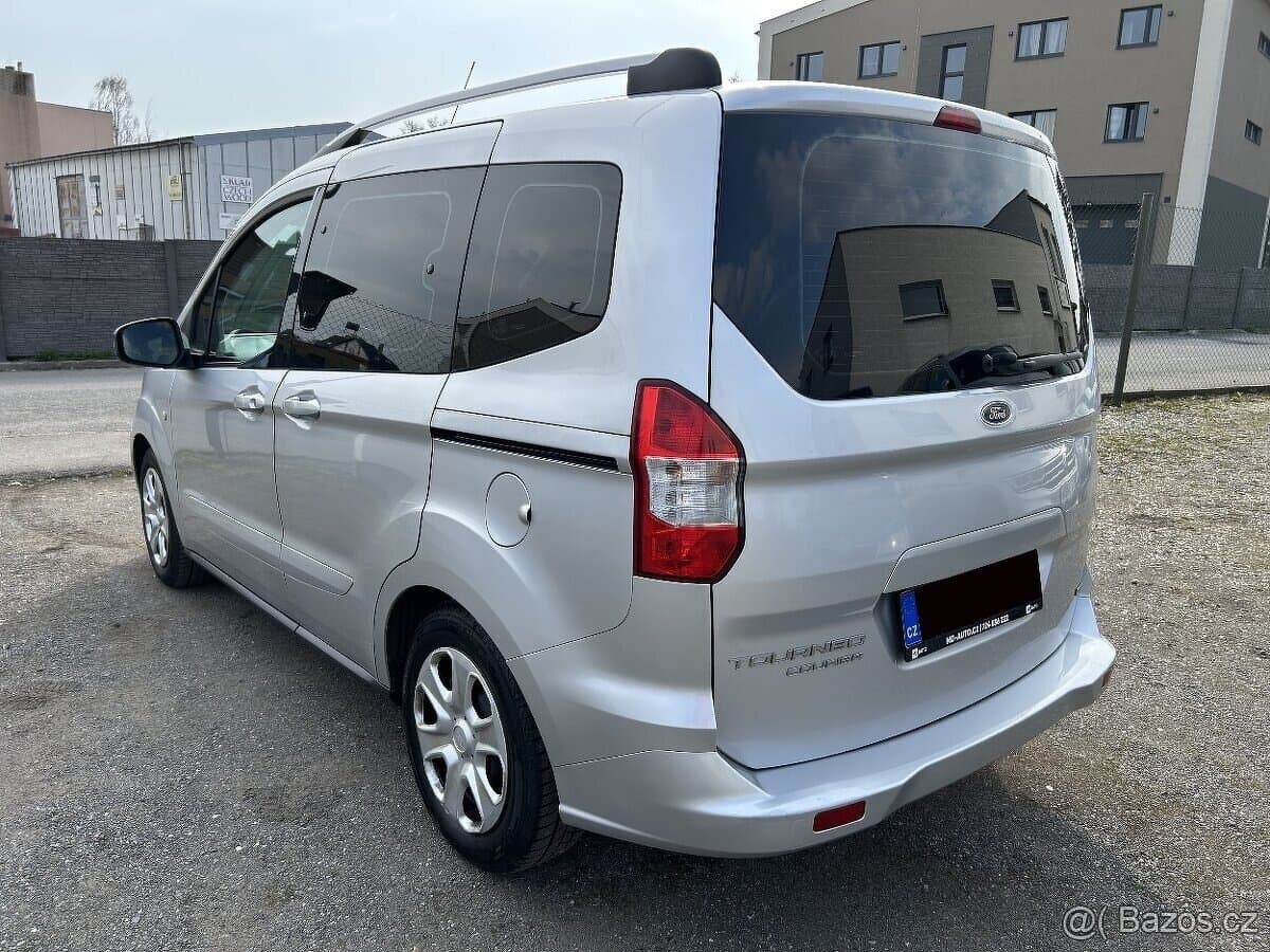 FORD TOURNEO COURIER 1.0 ECOBOOST 74KW ČR DPH