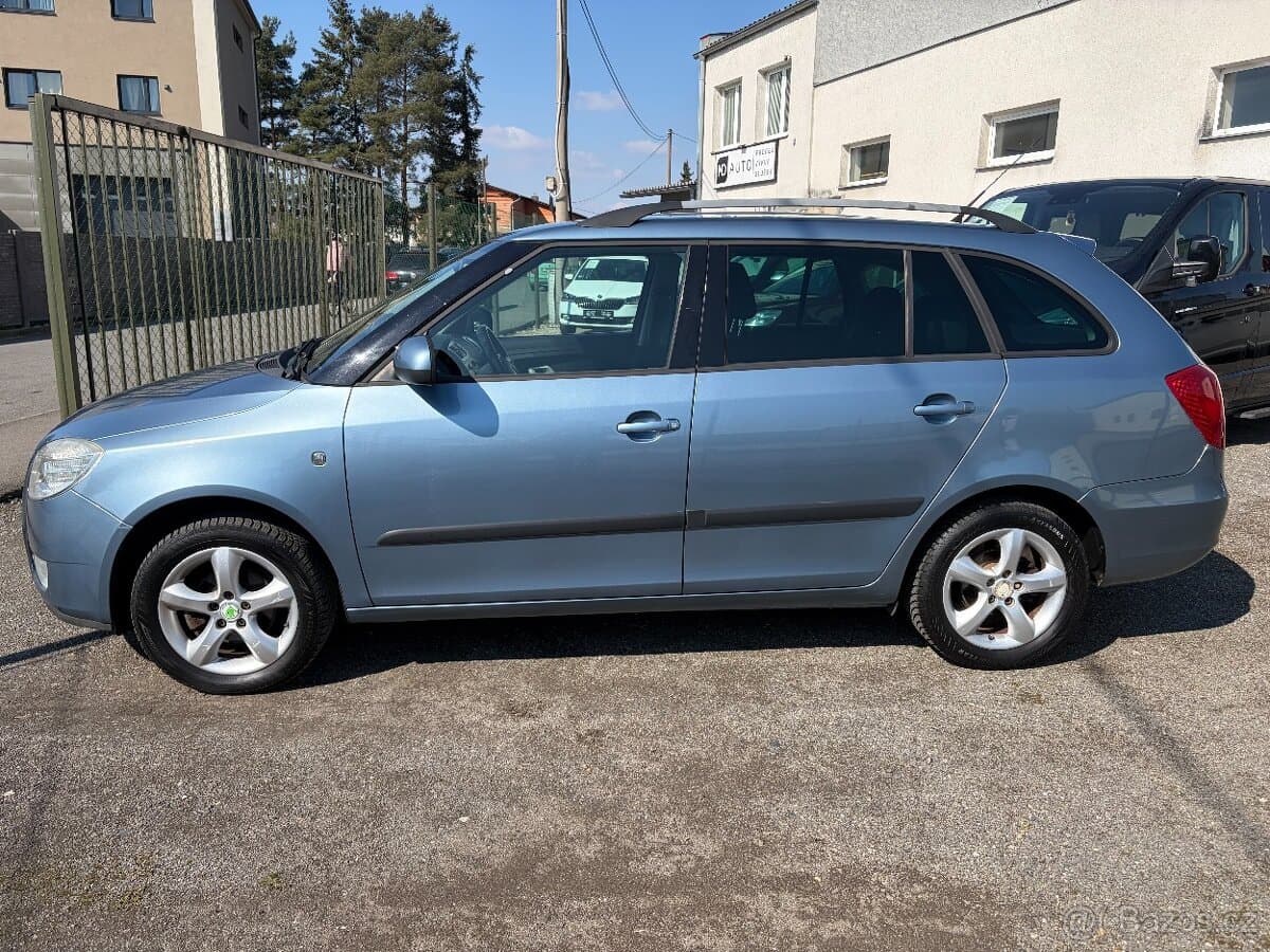 ŠKODA FABIA II 1.6 16V 77KW 2008 DIGI KLIMA VÝHŘEVY