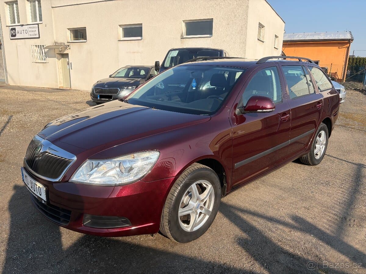 ŠKODA OCTAVIA II FC 1.4TSI 90KW AMBITION COMBI KLIMA SENZORY