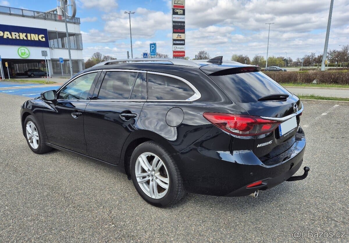 MAZDA 6 2.0i FACELIFT 1.MAJITEL MANUÁL VÝHŘEV TAŽNÉ 2x ALU -