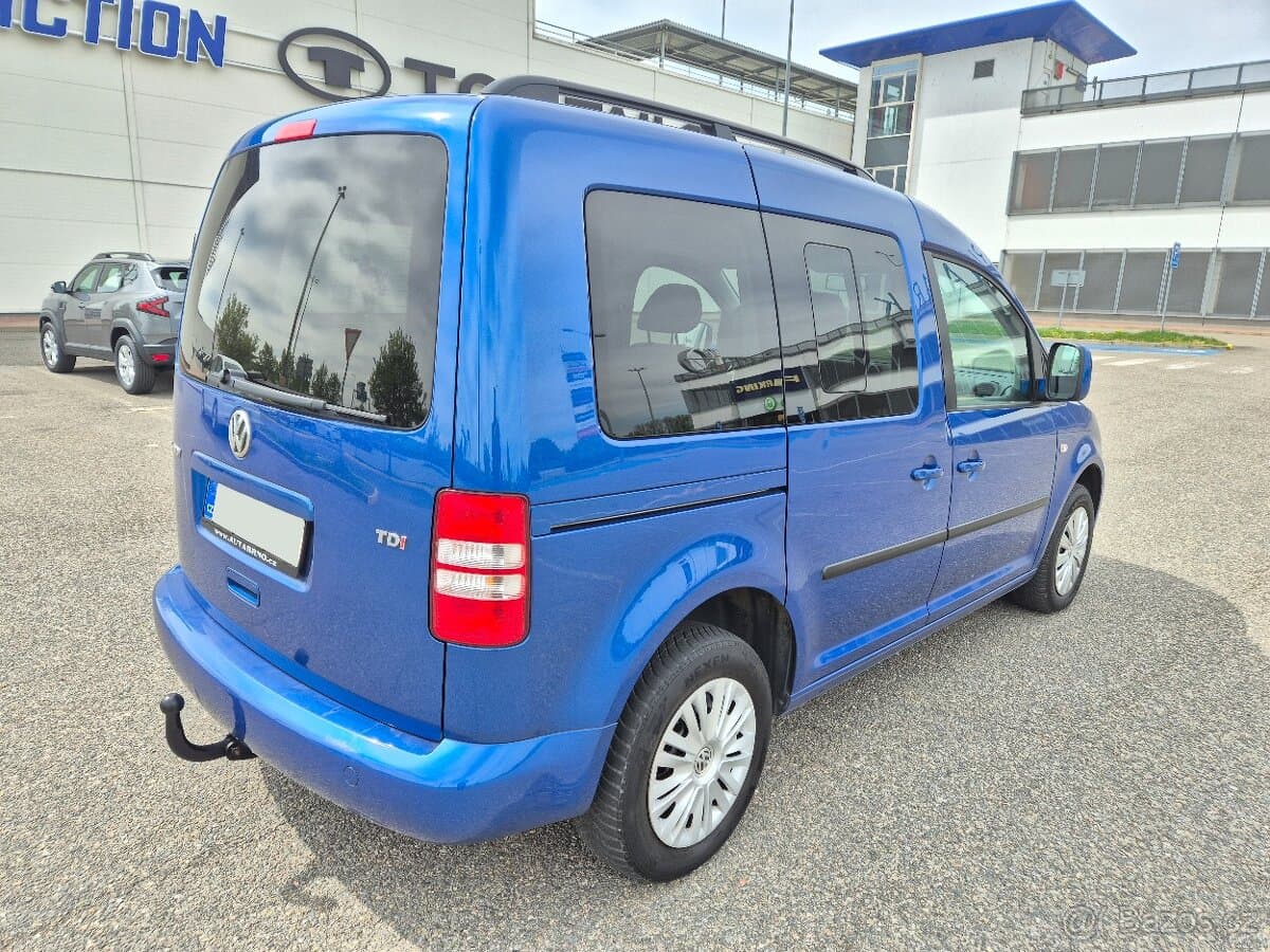 VW CADDY TDI 1.MAJITEL KLIMA TAŽNÉ ZAŘ. VELMI PĚKNÝ STAV