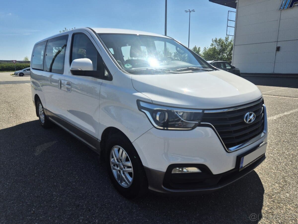 HYUNDAI H1 2.5CDi FACELIFT-2019 1.MAJITEL MANUÁL 8MÍST TAŽNÉ