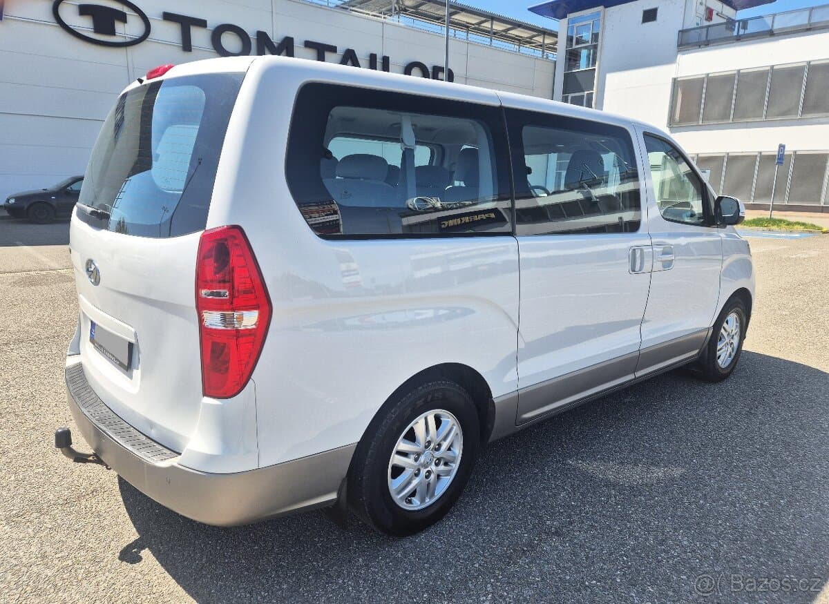 HYUNDAI H1 2.5CDi FACELIFT-2019 1.MAJITEL MANUÁL 8MÍST TAŽNÉ