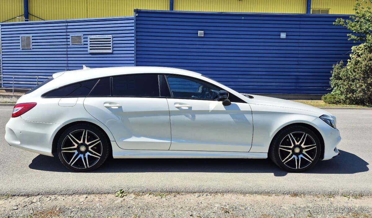 MERCEDES BENZ CLS 4 MATIC ⭐ AMG PAKET-FULL LED NAVIGACE--TOP