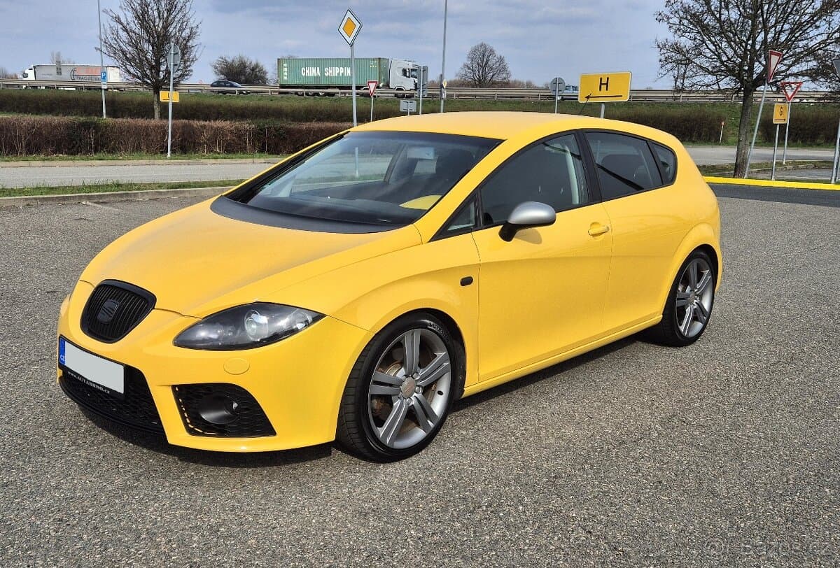 SEAT LEON 2.0TFSI 200-PS FR MANUÁL-NAVIGACE XENON VÝHŘEV -
