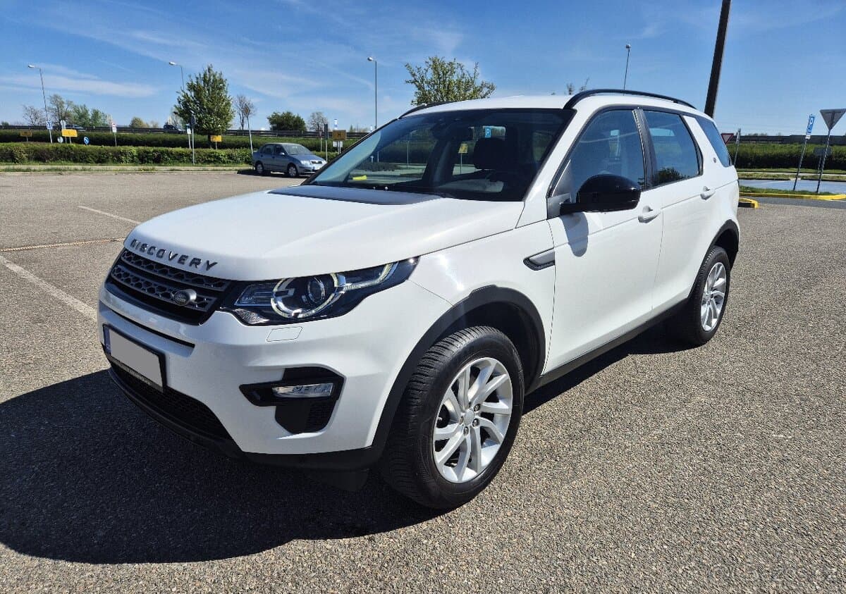 LAND ROVER DISCOVERY SPORT 2.0 1MAJITEL 4x4 LED-NAVIGACE-AUT