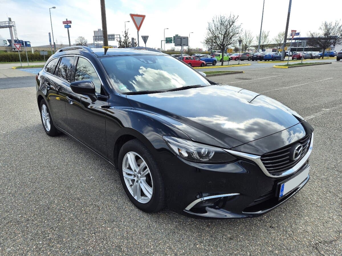 MAZDA 6 2.0i FACELIFT 1.MAJITEL-MANUÁL VÝHŘEV TAŽNÉ 2x ALU..