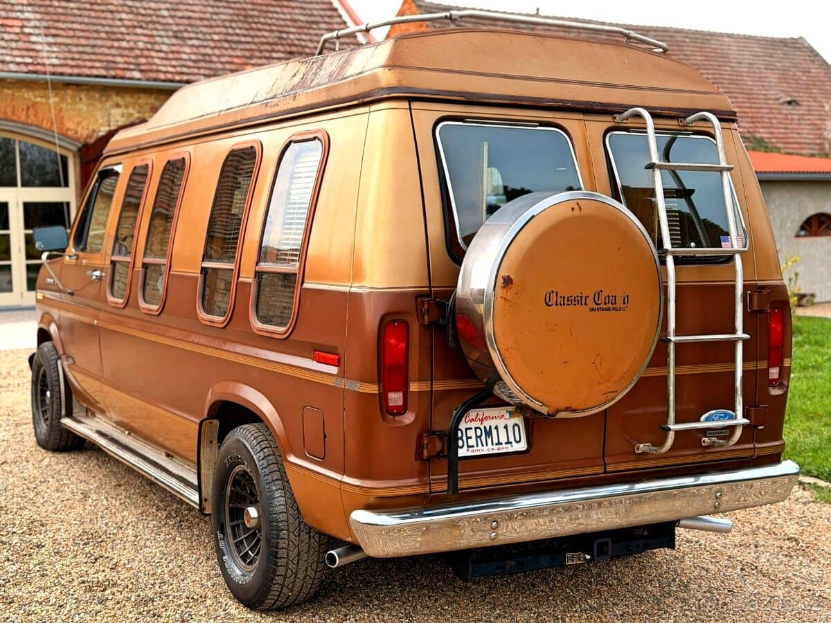 1984 Ford E-150 Econoline 5.0 V8 | Classic Coach 🇺🇸