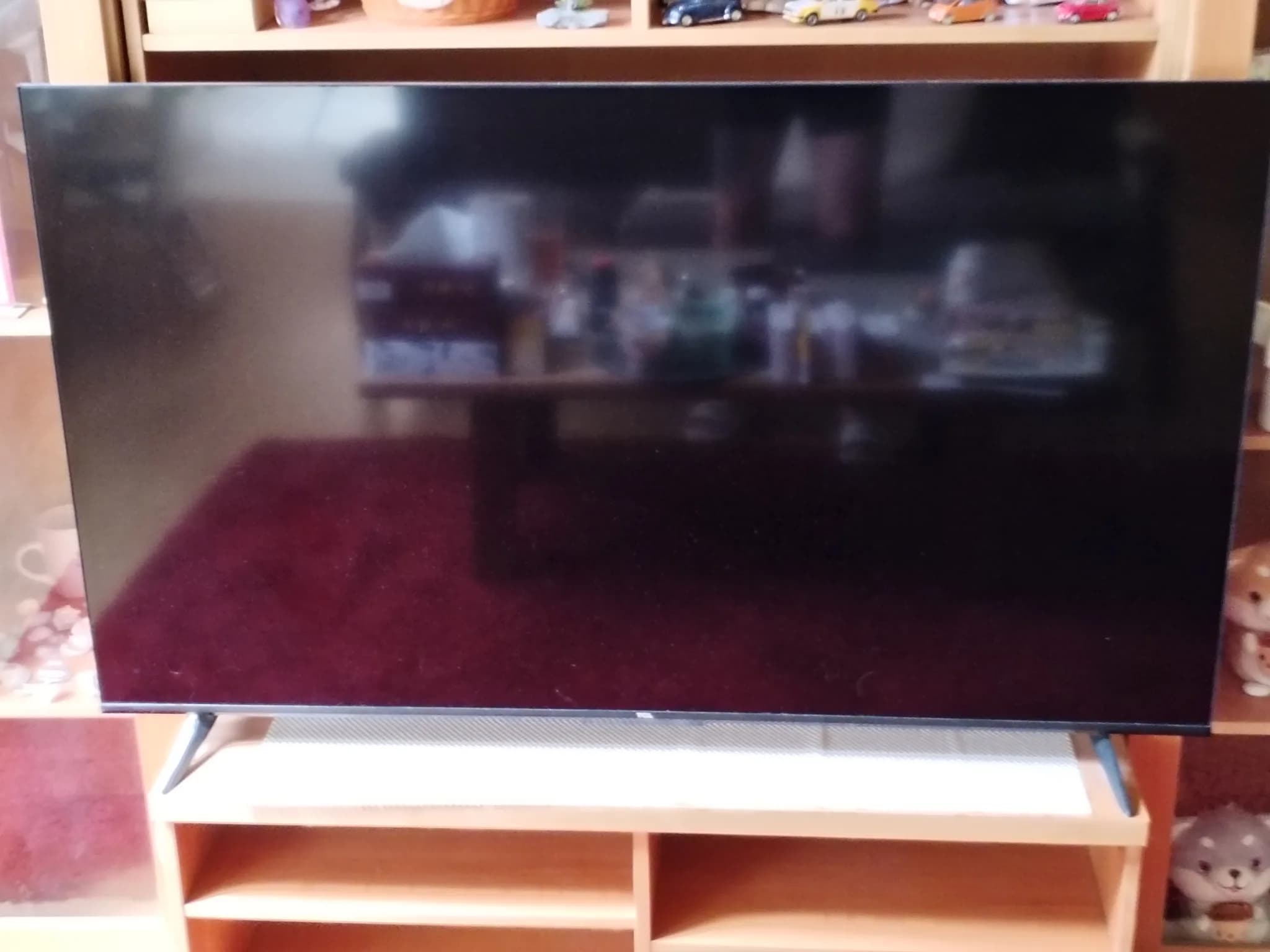 Smart TV z. TCL 142 CM S PP