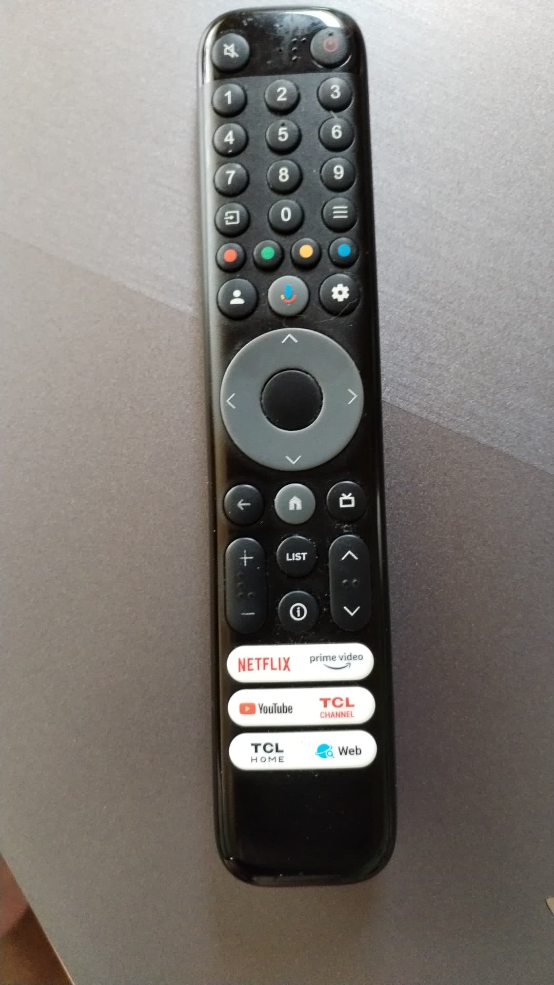 Smart TV z. TCL 142 CM S PP