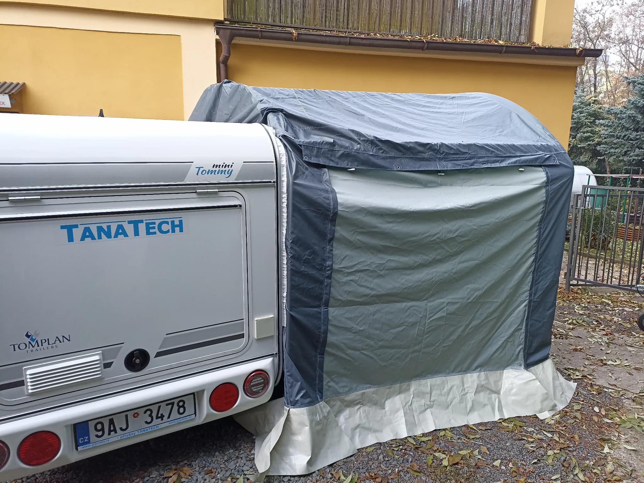 Selling TOM 138 Awning for Tomplan Minikaravan TMC 25.01